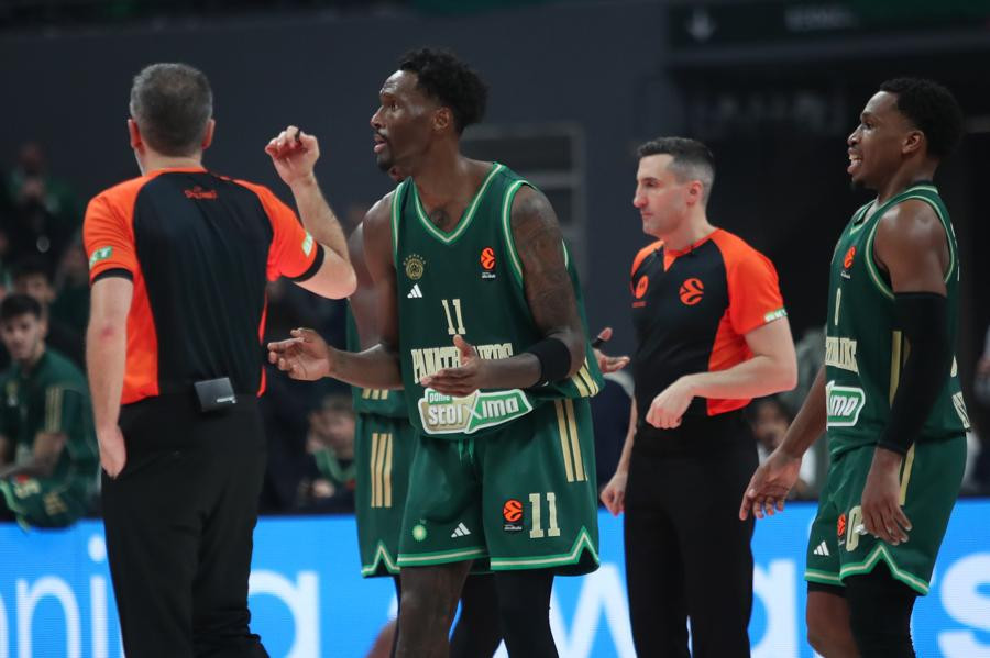 Ο Χέιζ-Ντέιβις αποκάλυψε τη συνομιλία με τον Καβαλιέρ: «Παραδέχθηκε πως μου έκανε φάουλ»