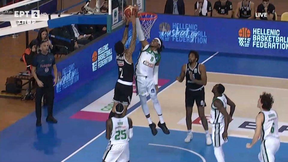 Η απίθανη τάπα του Χολμς στον Μέλβιν (video)