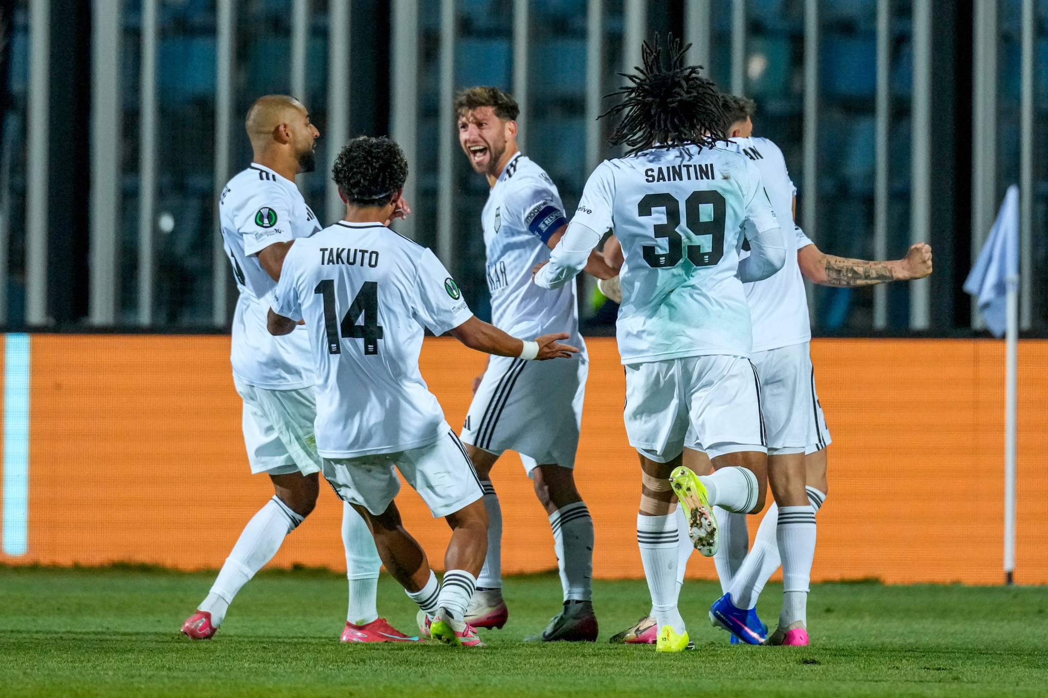 Ακόμα μια έκπληξη της Νόα, κέρδισε την Άλκμααρ κι έκανε βήμα πρόκρισης