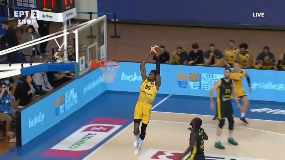 Ο Μποχωρίδης ύψωσε και ο Κώστας Αντετοκούνμπο κάρφωσε δυναμικά (video)