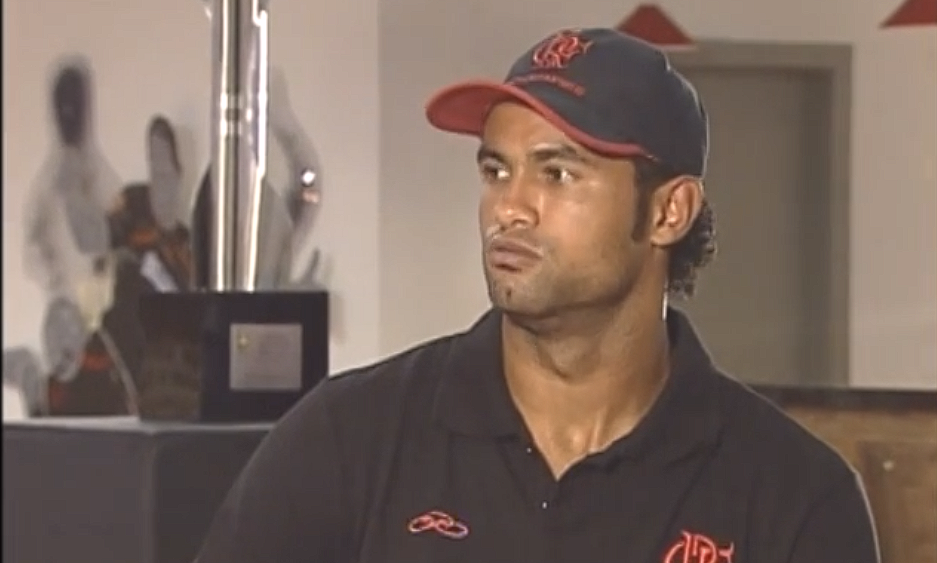 Σκάνδαλο στην Βραζιλία - Τερματοφύλακας που είχε καταδικαστεί για φόνο επιστρέφει στα γήπεδα