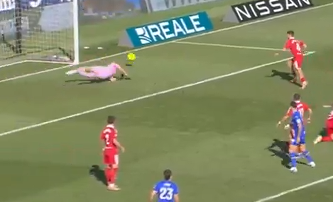 Η σούπερ επέμβαση του Βλαχοδήμου που «σφράγισε» τη νίκη της Σεβίλλης