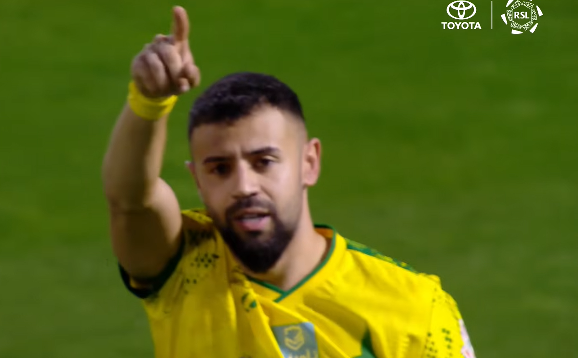 Μαγικό γκολ από τον Πάολο Φερνάντες (video)