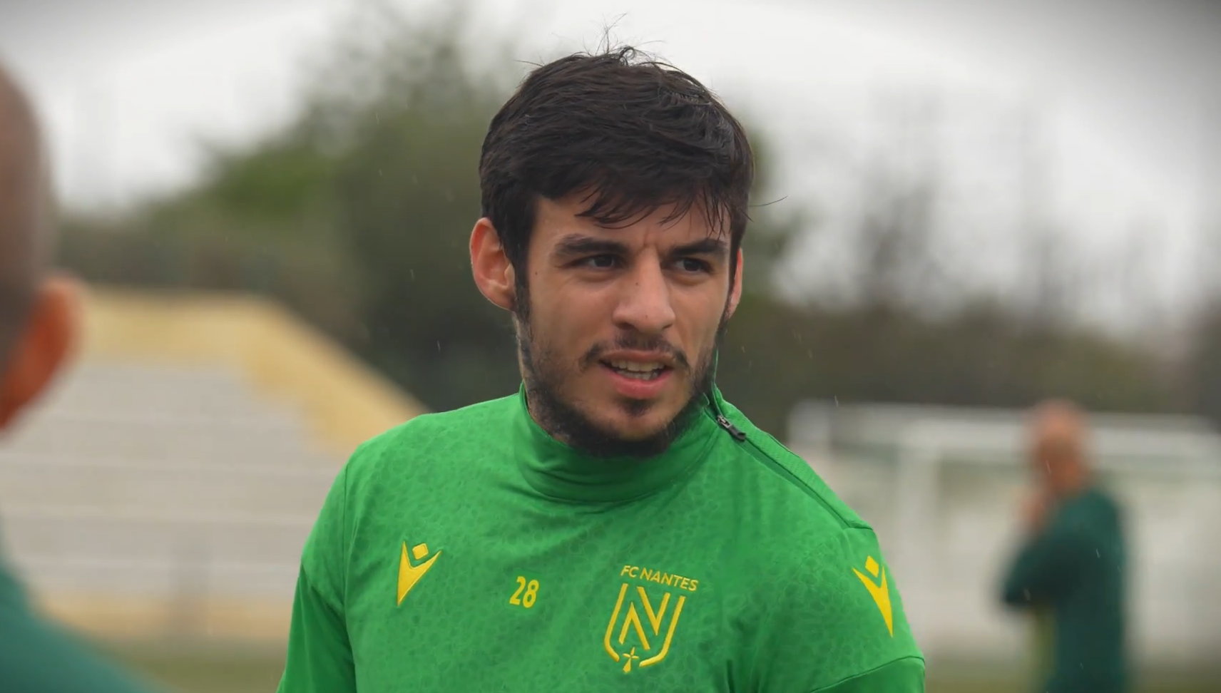 Αρνήθηκε να μπει στο αεροπλάνο της ομάδας, έκανε 2.400 χλμ οδικώς και σκόραρε στον αγώνα!