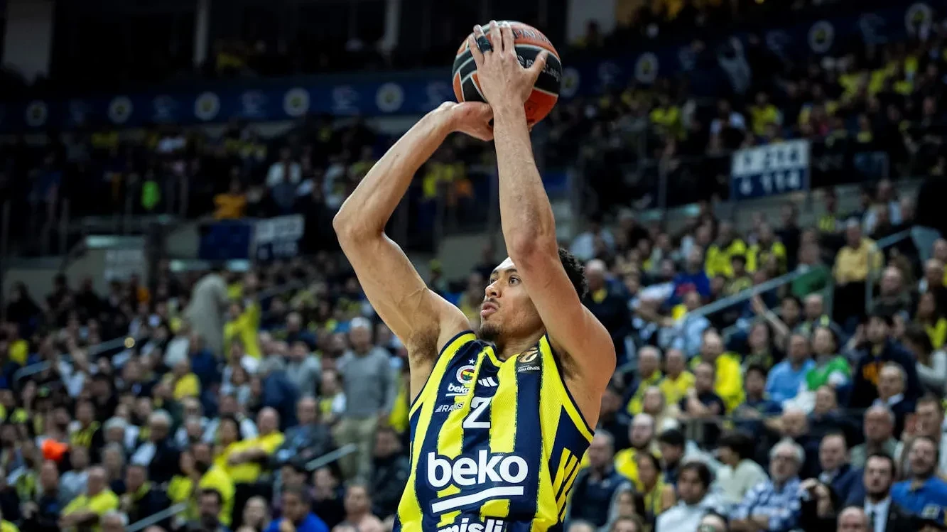 Η Φενέρμπαχτσε «πάτησε» και τη Μονακό και... αγκαλιάζει το πλεονέκτημα έδρας στα πλέι οφ