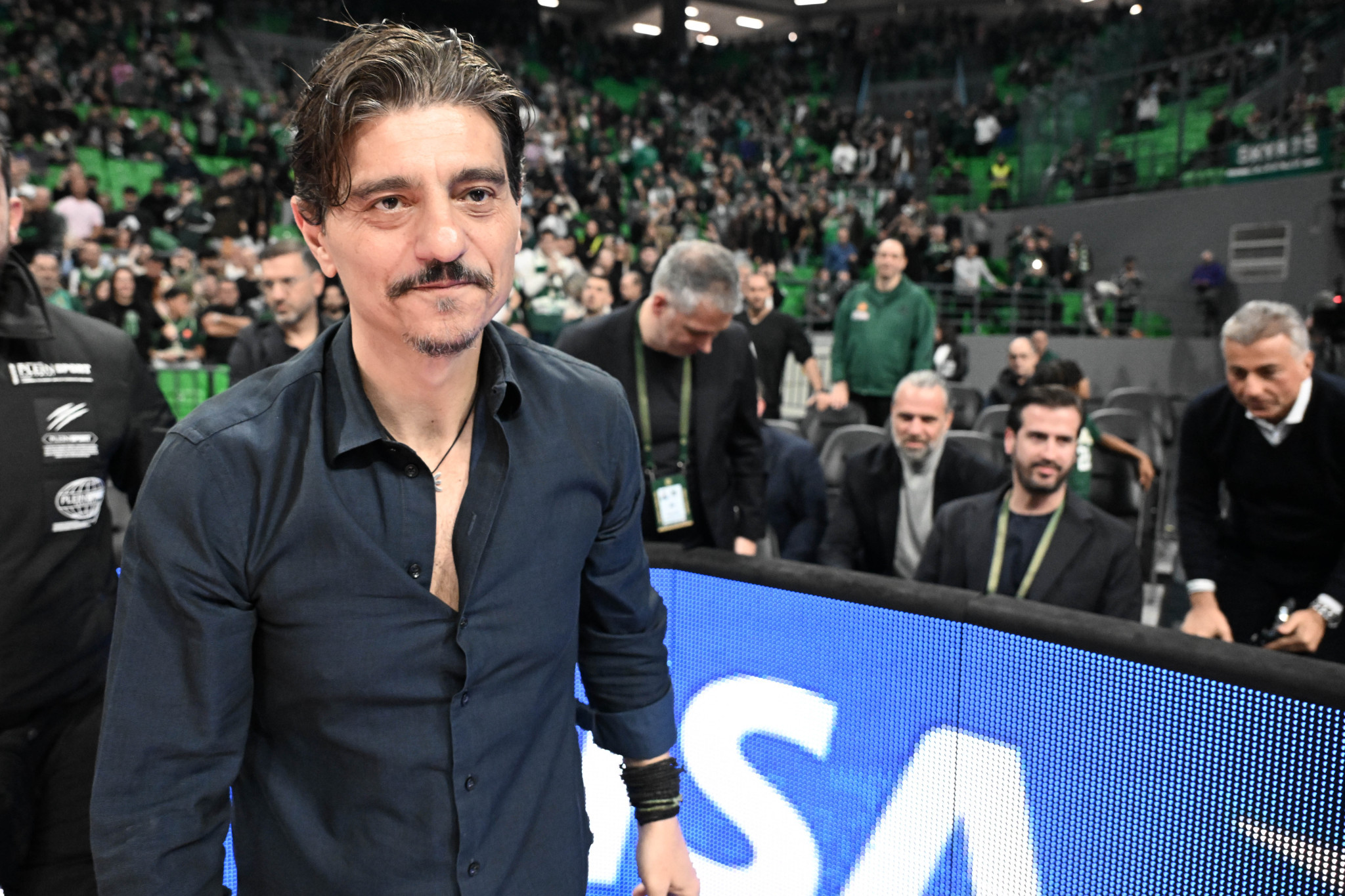 Γιατί ο Γιαννακόπουλος έγραψε τη λέξη «ντροπή» στα σέρβικα