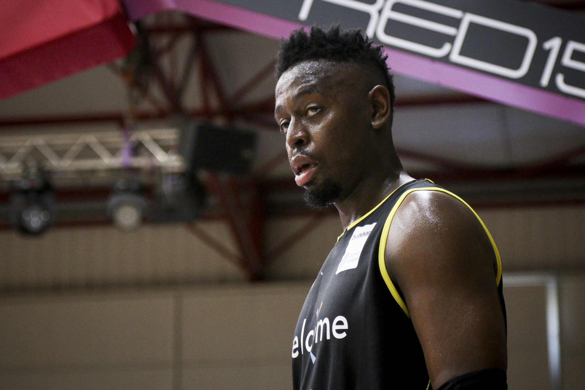 Πρώην παίκτης Πανιωνίου και Άρη πήρε μεταγραφή στη Συρία: «Βλέπεις ανθρώπους με όπλα αλλά όλα καλά»