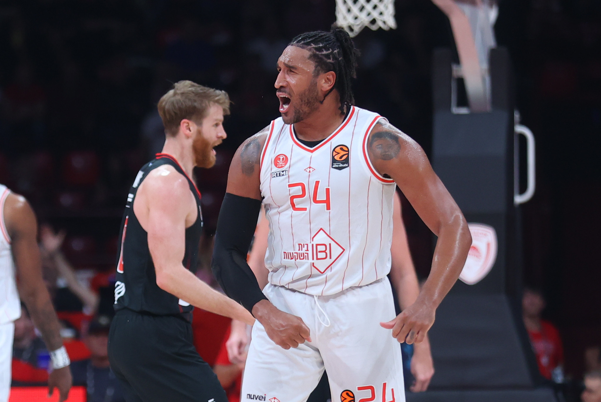 Η Χάποελ θέλει να «δέσει» τον Γουέινραϊτ