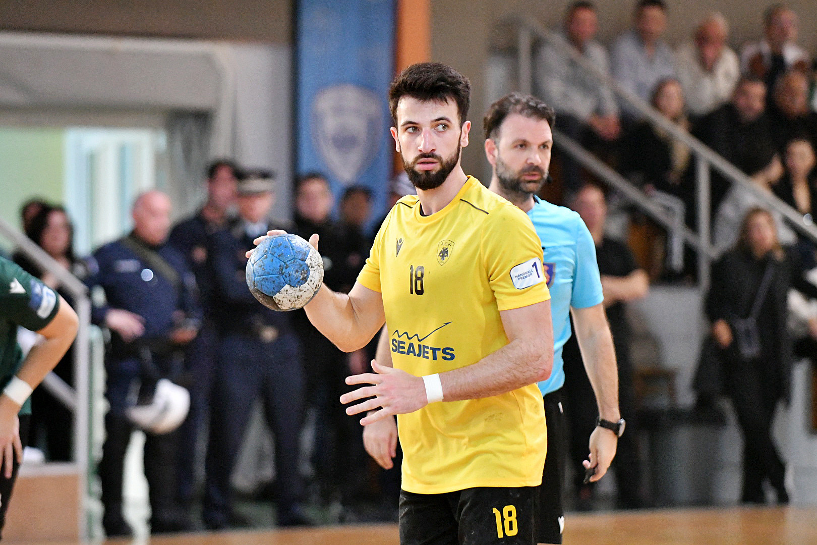 Δύο ντέρμπι κορυφής μέσα σε πέντε μέρες έχει μπροστά της η ΑΕΚ για την Handball Premier