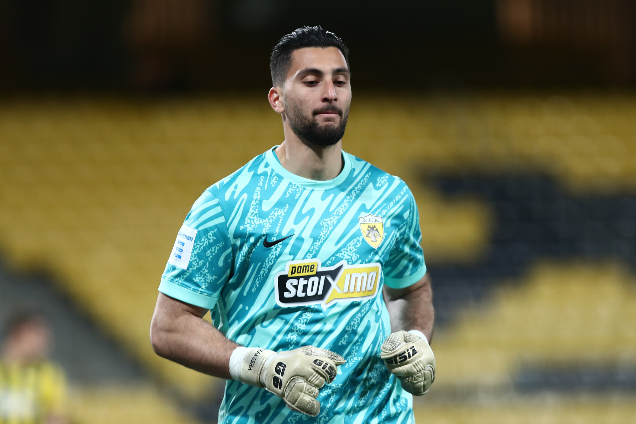 Στρακόσια: «Δεν τα παρατάμε ποτέ - Πάντα ενωμένοι»