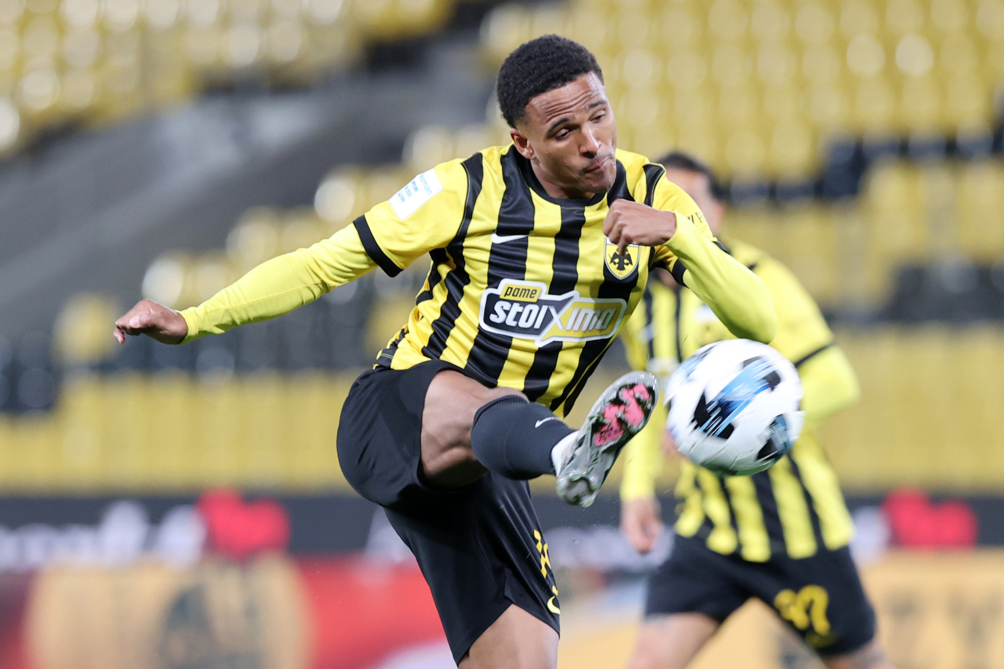 Ελίασον: «Να παίξουμε επιθετικό ποδόσφαιρο για να προσπαθήσουμε να ανοίξουμε την ΑΕΛ»