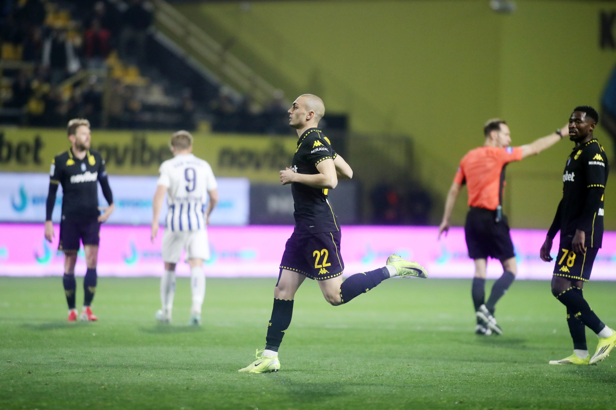 Η τρομερή στιγμή: Η επιστροφή του Βοριαζίδη (video)