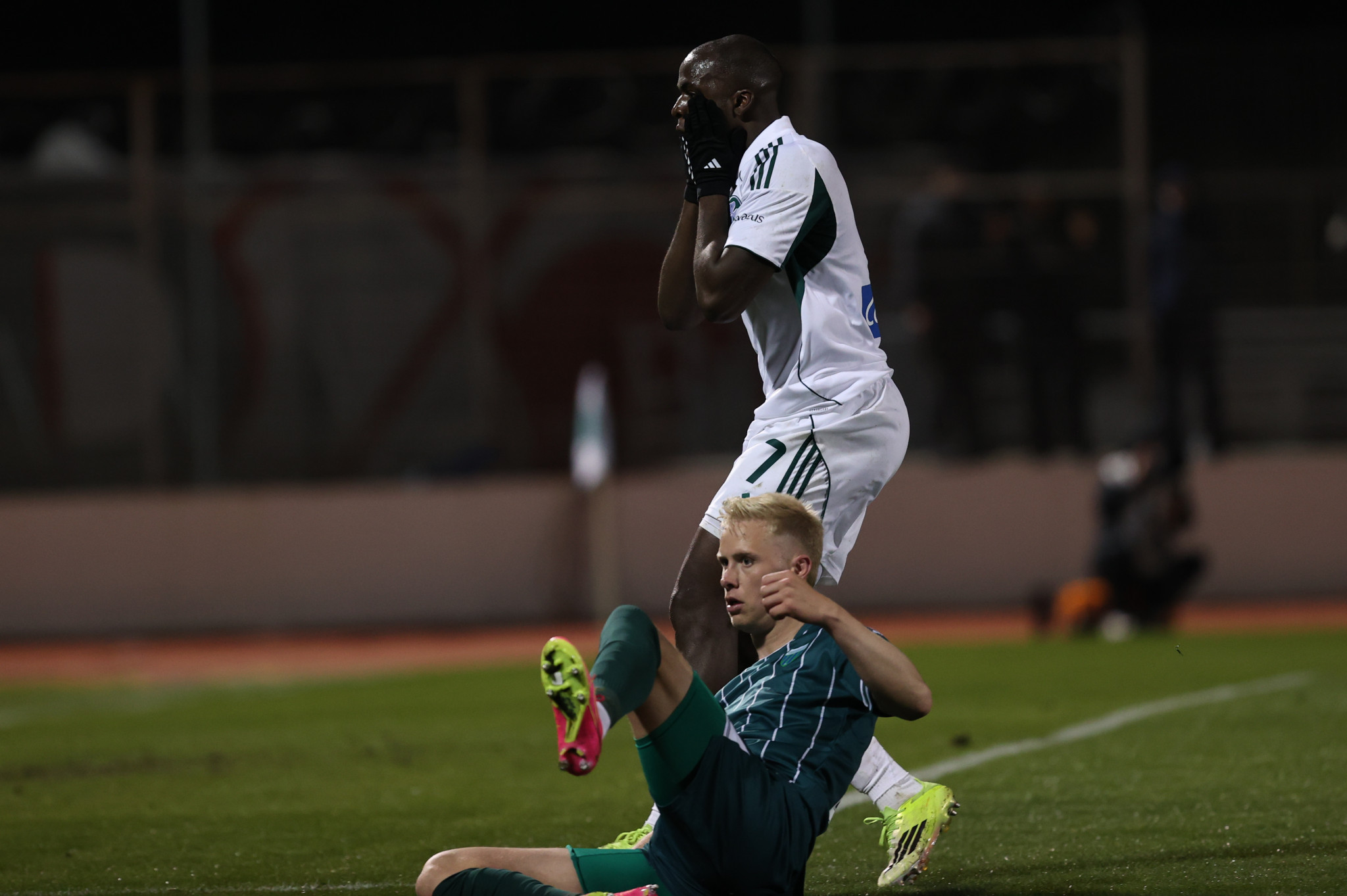 ΠΑΕ Παναθηναϊκός: «Οχι μόνο δεν καταλογίστηκε ξεκάθαρο πέναλτι στον Τεττέη, αλλά δόθηκε επιθετικό φάουλ»