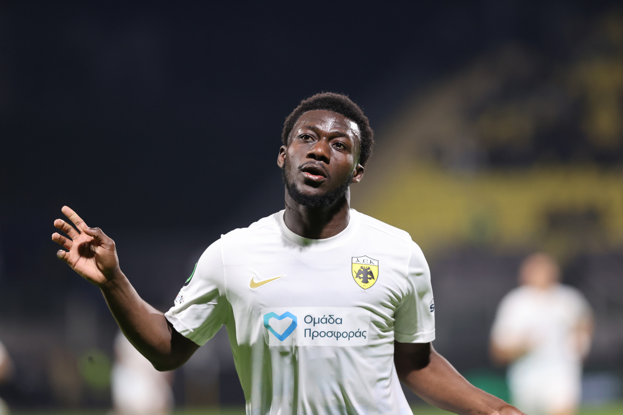 Διπλό χτύπημα με Κοϊτά και Γκατσίνοβιτς για το 0-3 της ΑΕΚ (videos)