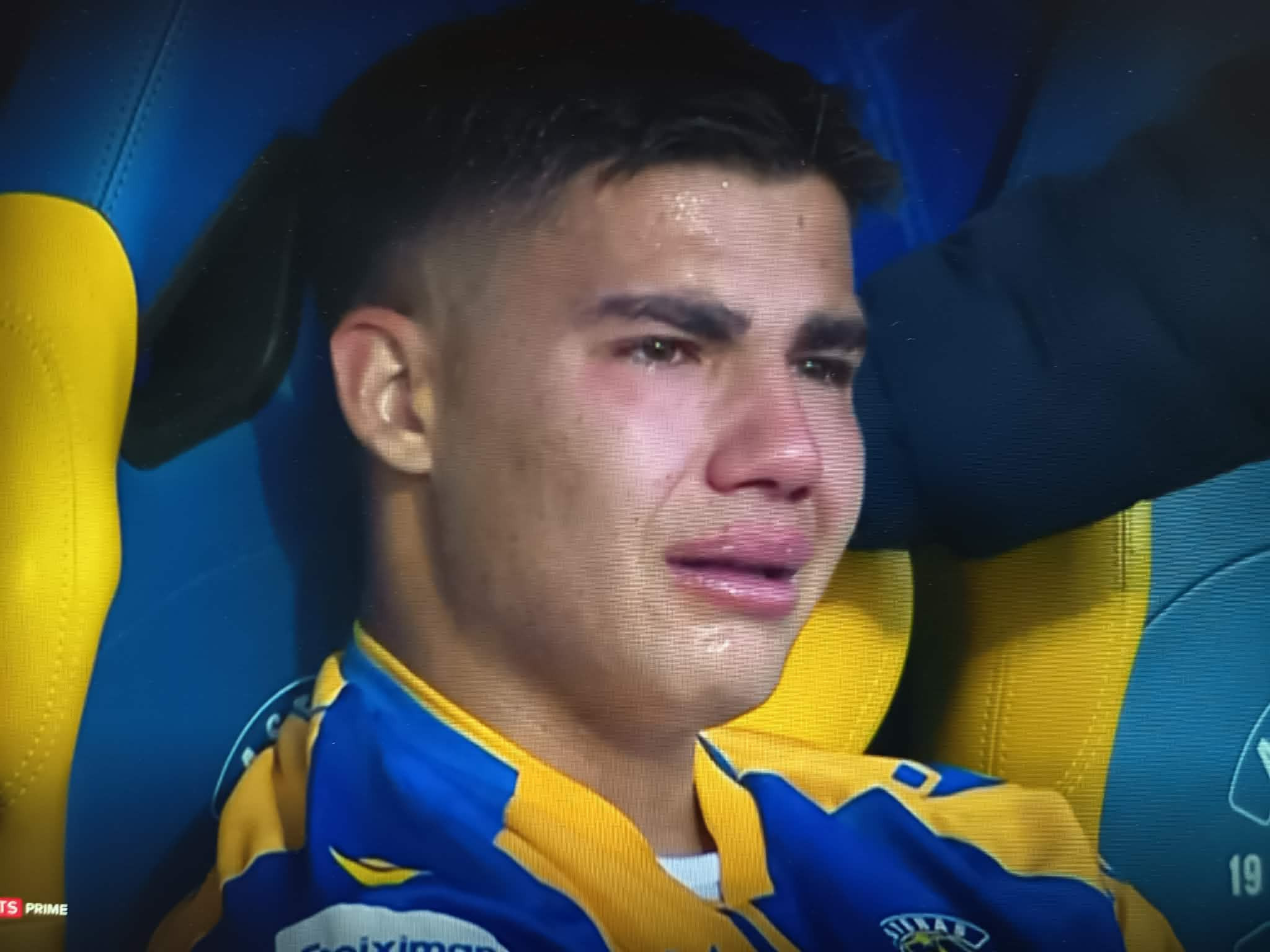 Συγκλονιστικό: Ο Αλμύρας του Αστέρα AKTOR έκλαιγε με λυγμούς μετά την ήττα από τον Πανσερραϊκό (video)