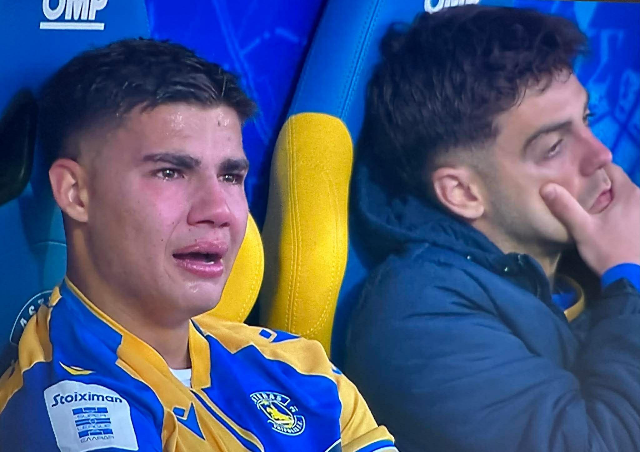 Ο Χρήστος Αλμύρας έδειξε τον δρόμο - Η συγκινητική ιστορία του 20χρονου χαφ που δεν έμαθε να τα παρατάει