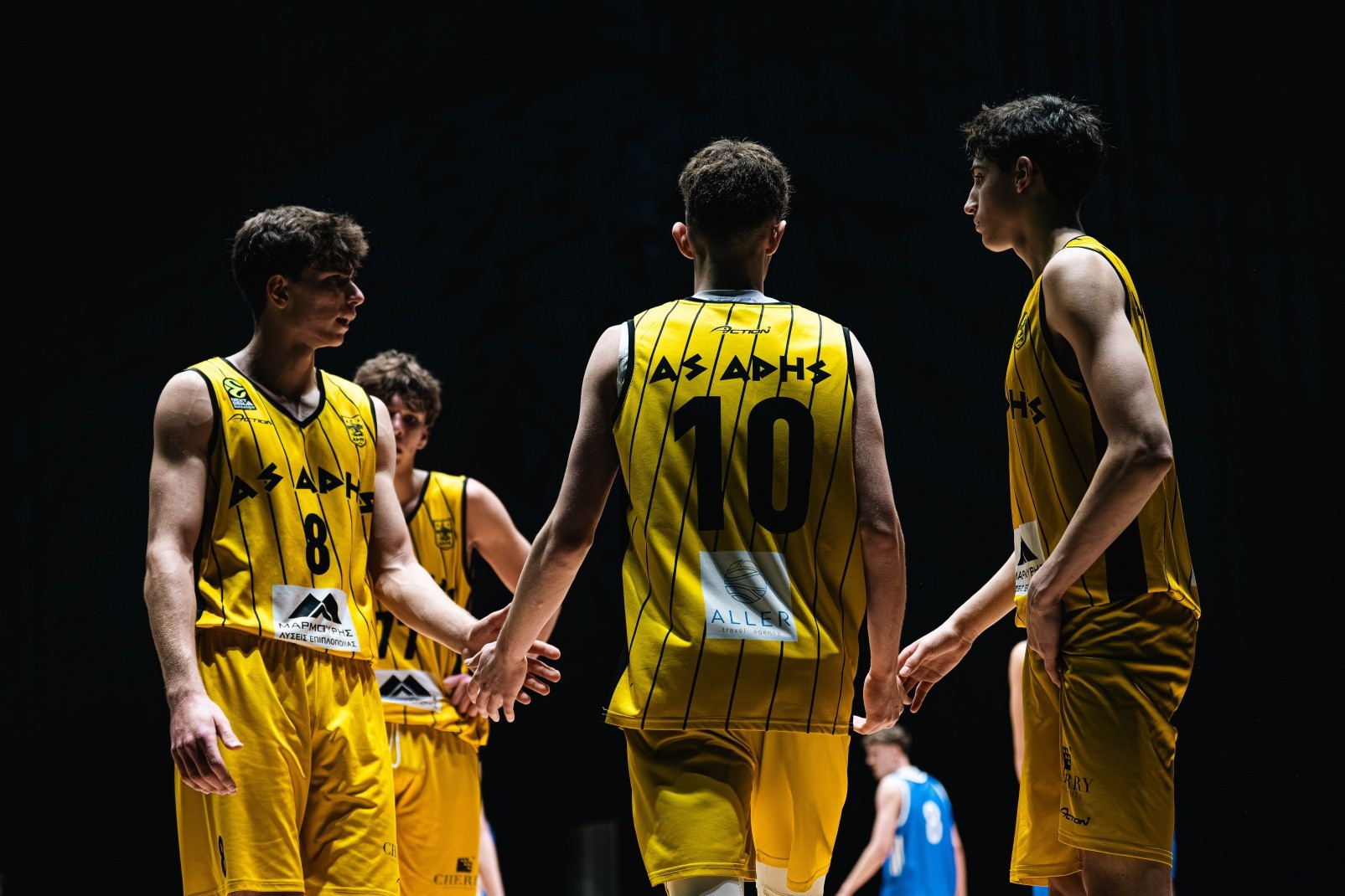 Παραμένει στο Άμπου Ντάμπι η ομάδα Εφήβων του Άρη