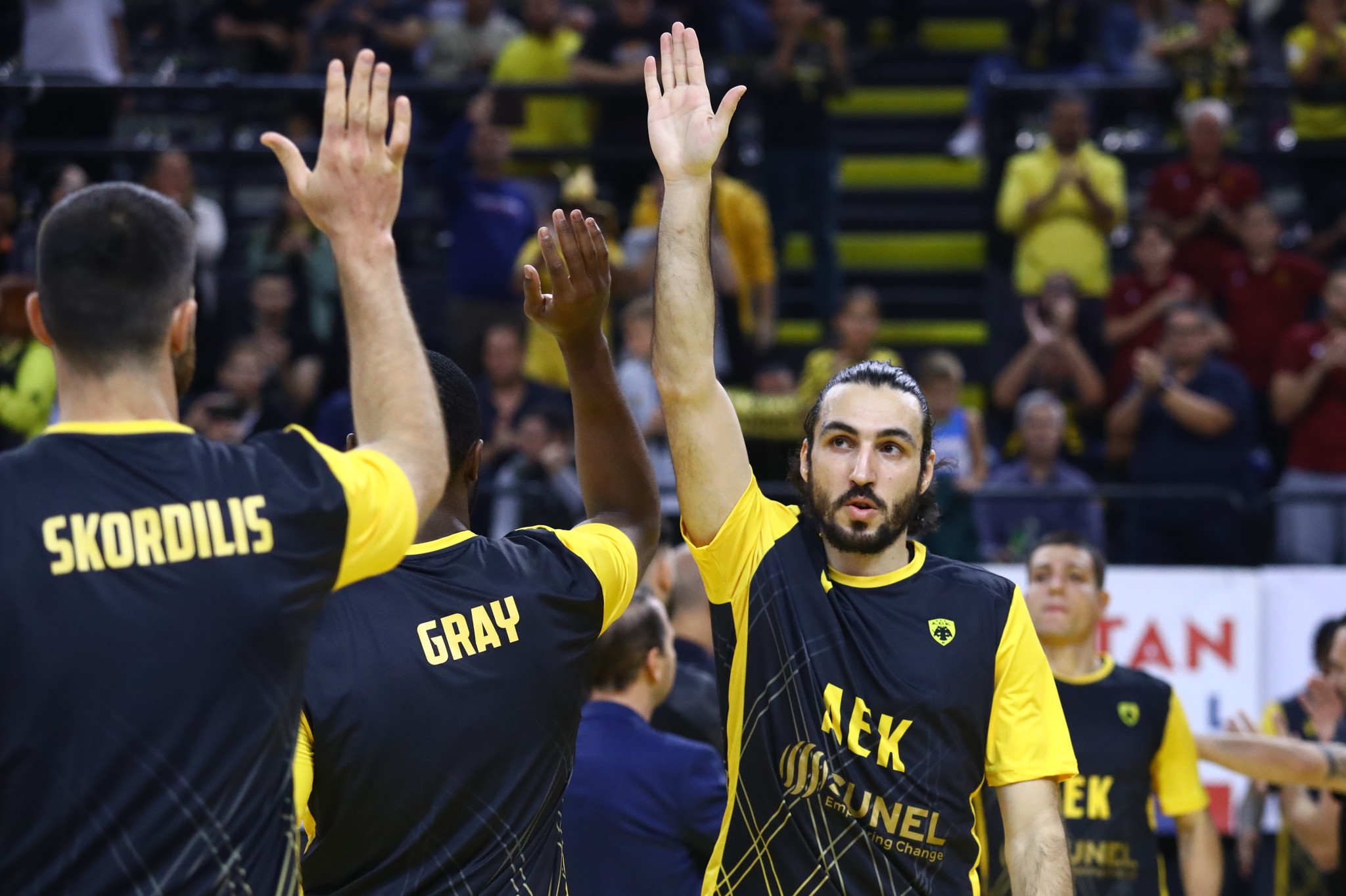 Φορτσάρουν για επιστροφή Κατσίβελης και Φλιώνης στην ΑΕΚ