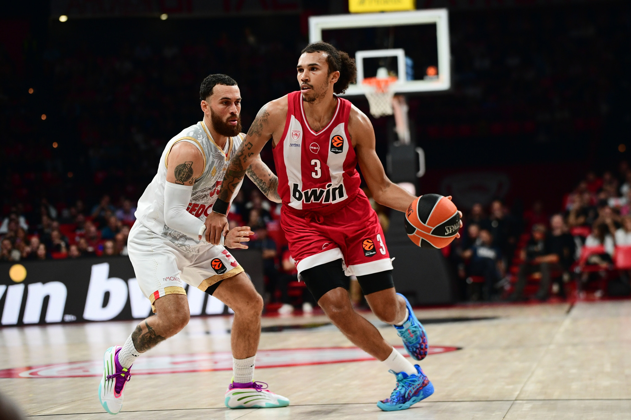 Η Μονακό παίζει για τον εγωισμό της και ο Ολυμπιακός για να παραμείνει σε τροχιά πλεονεκτήματος