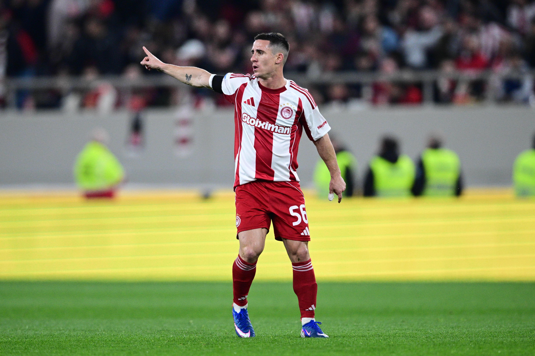 Επιμένει ο Ποντένσε και θέλει να παίξει με ΠΑΟΚ