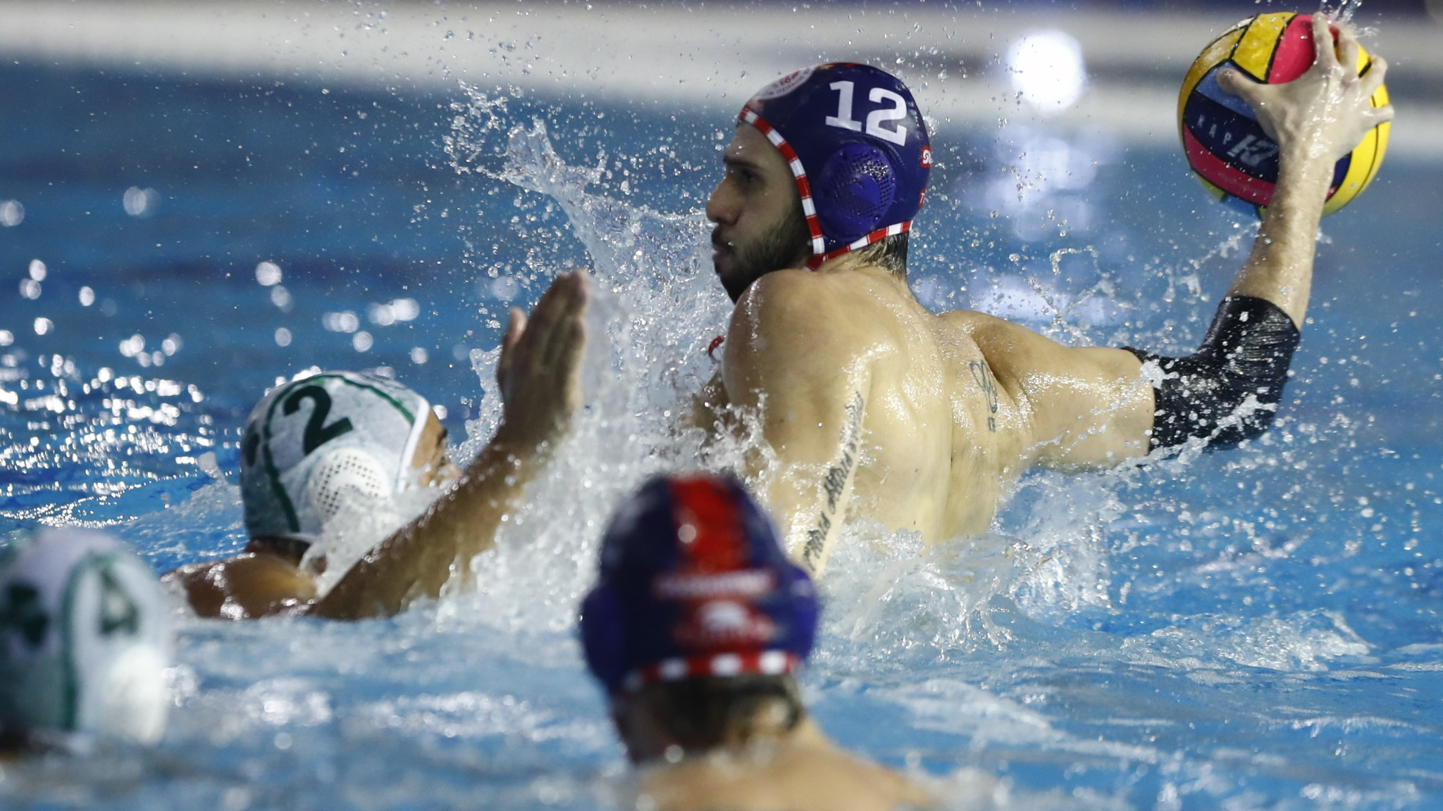 Οι παίκτες του Ολυμπιακού έκαναν μόνοι τους τις αλλαγές γιατί ξέμειναν από προπονητές