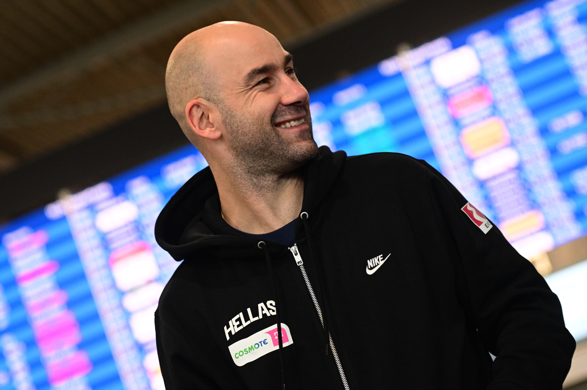 «Πέταξε» για Ποντγκόριτσα η Εθνική (photos)