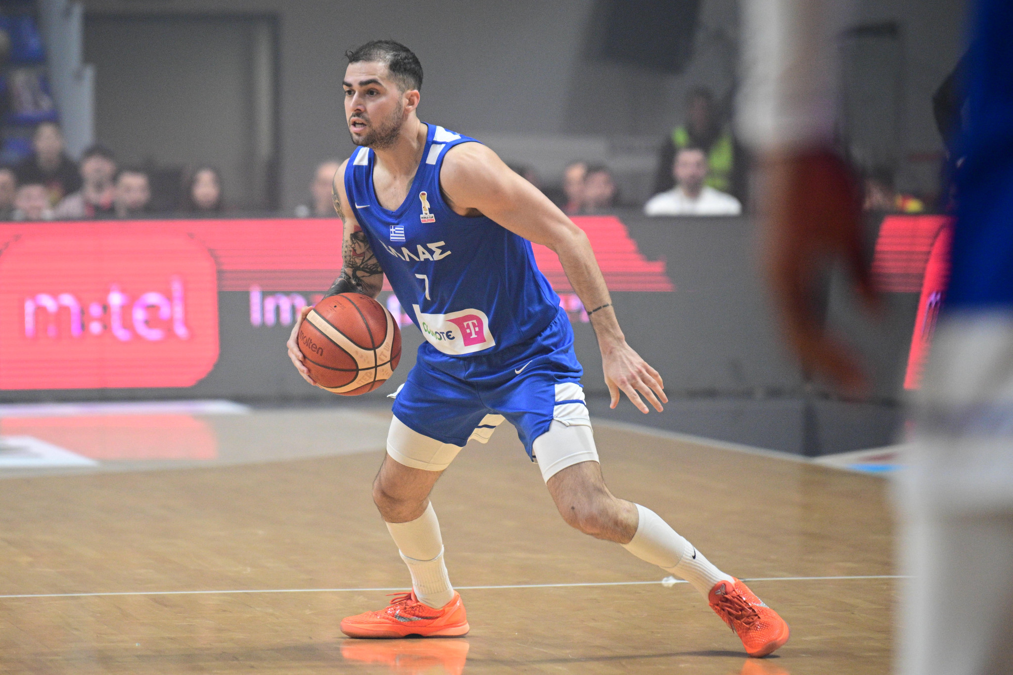 Ο Τολιόπουλος πήρε το... όπλο του στο πρώτο δεκάλεπτο κόντρα στο Μαυροβούνιο (video)