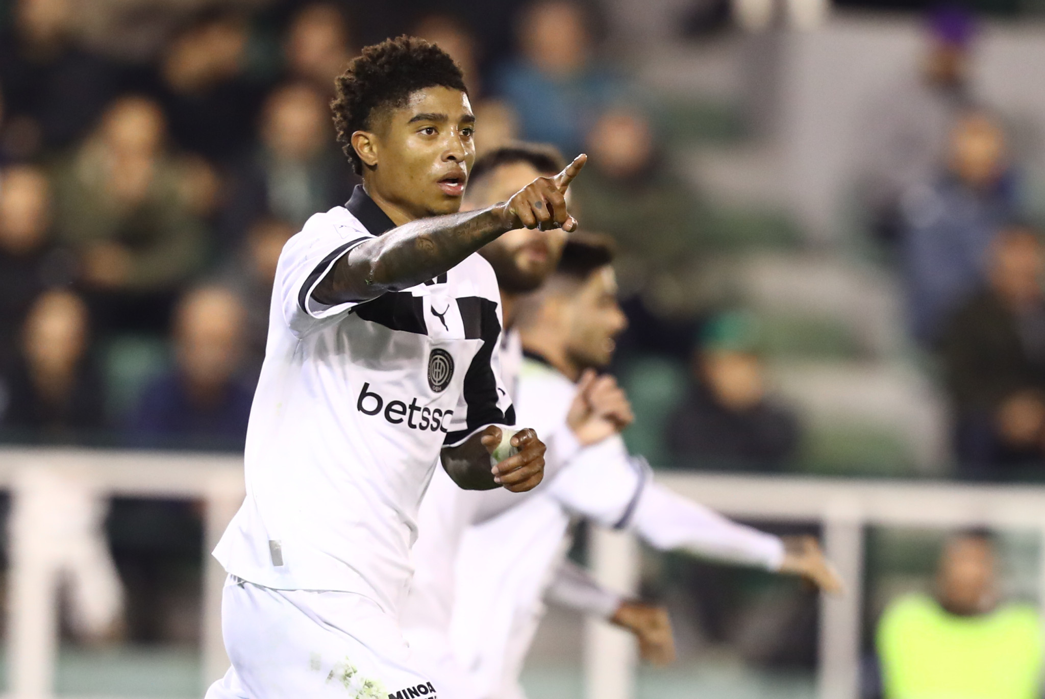 Μειώνει ο ΟΦΗ με υπέροχη ομαδική προσπάθεια και γκολ του Σαλσίδο (video)