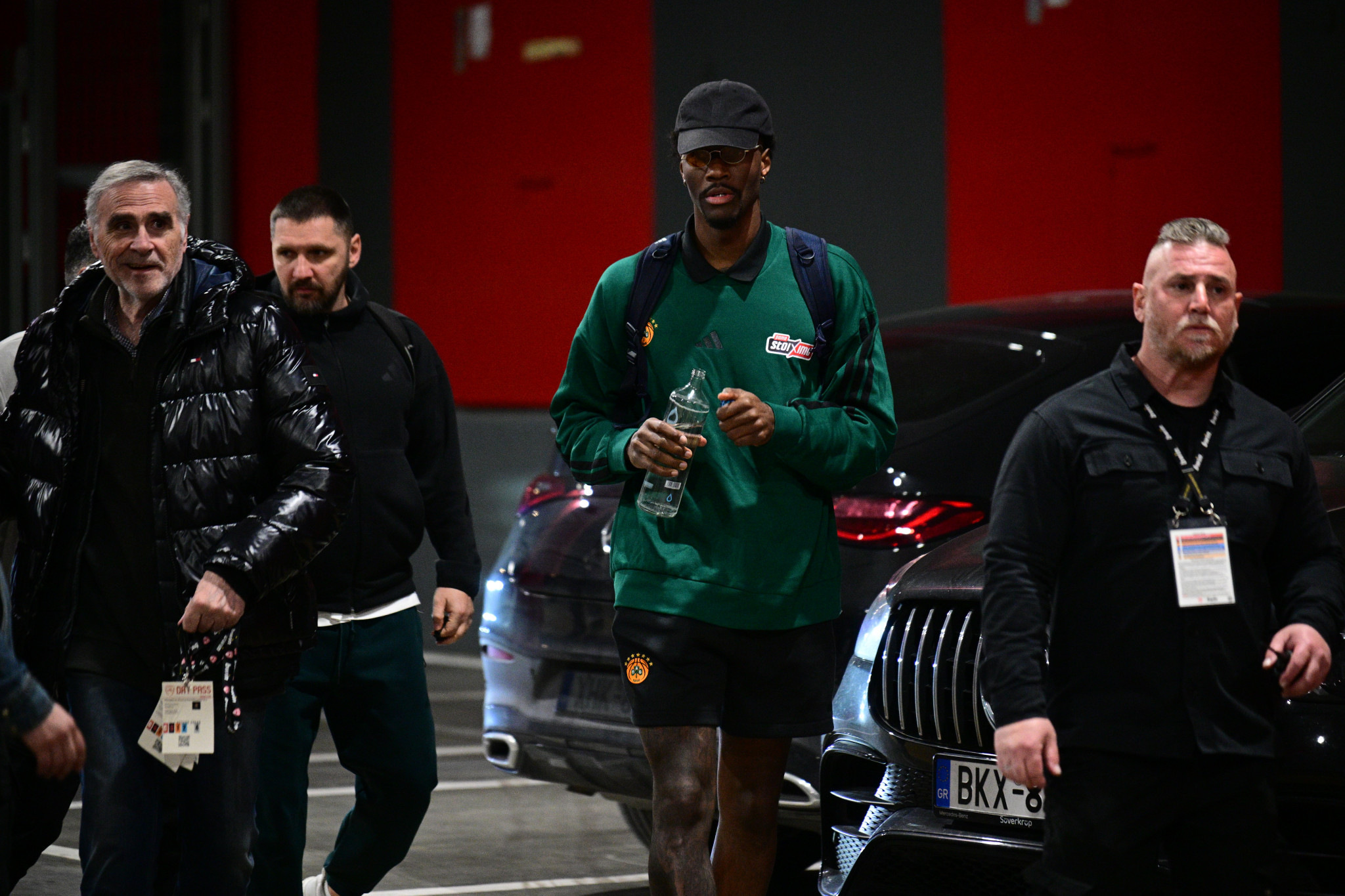 Η αρνητική απάντηση του Ολυμπιακού στον Παναθηναϊκό στο αίτημα Χέιζ-Ντέιβις (video)