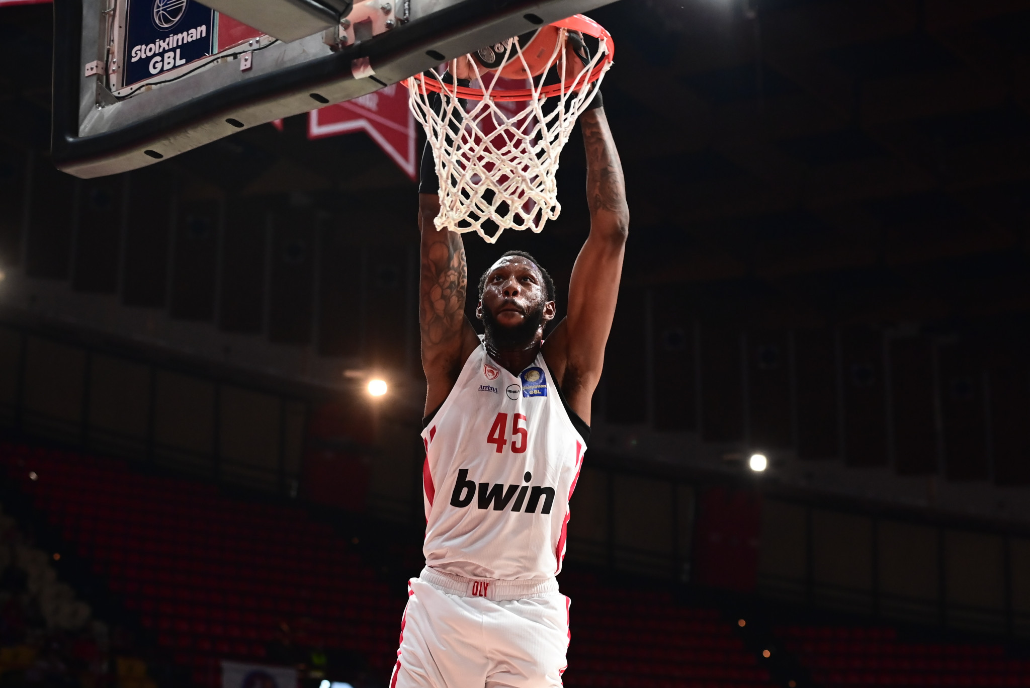 Ξεκούραστα ο Ολυμπιακός με 100άρα τον ΠΑΟΚ για το 19/19 στην Stoiximan GBL