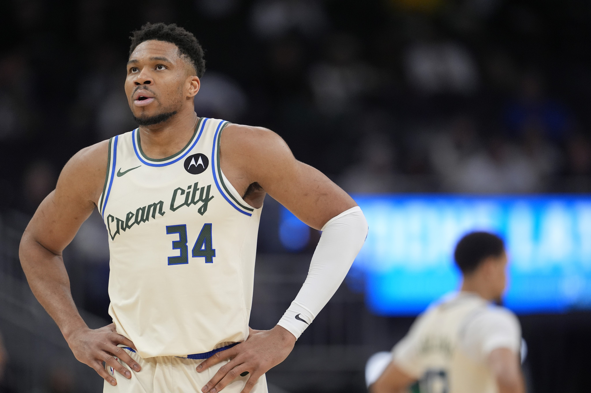 Βαριά ήττα για τους Μπακς στην επιστροφή του Γιάννη Αντετοκούνμπο