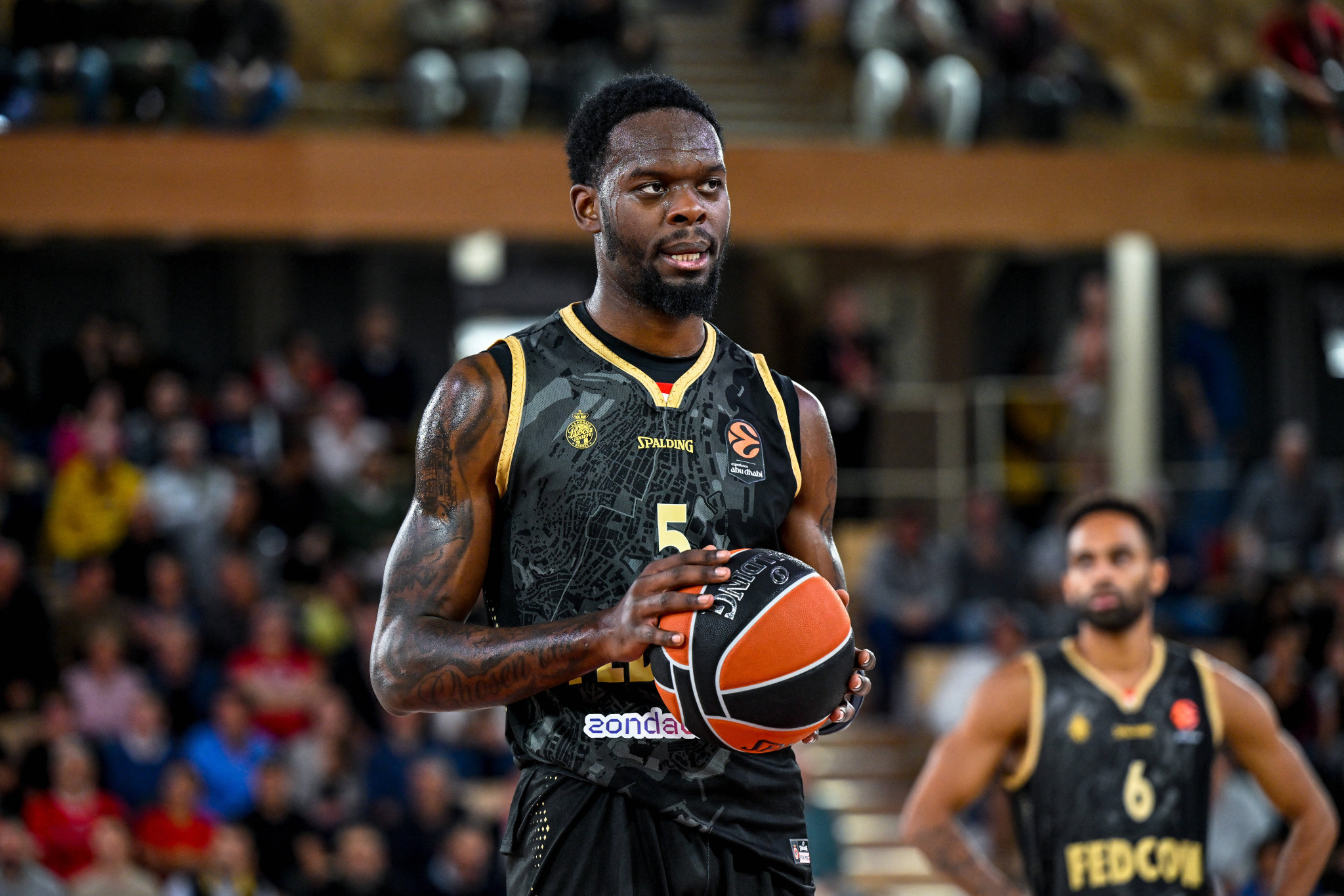 Ελεύθερος από τη Μονακό ο Μακούντου