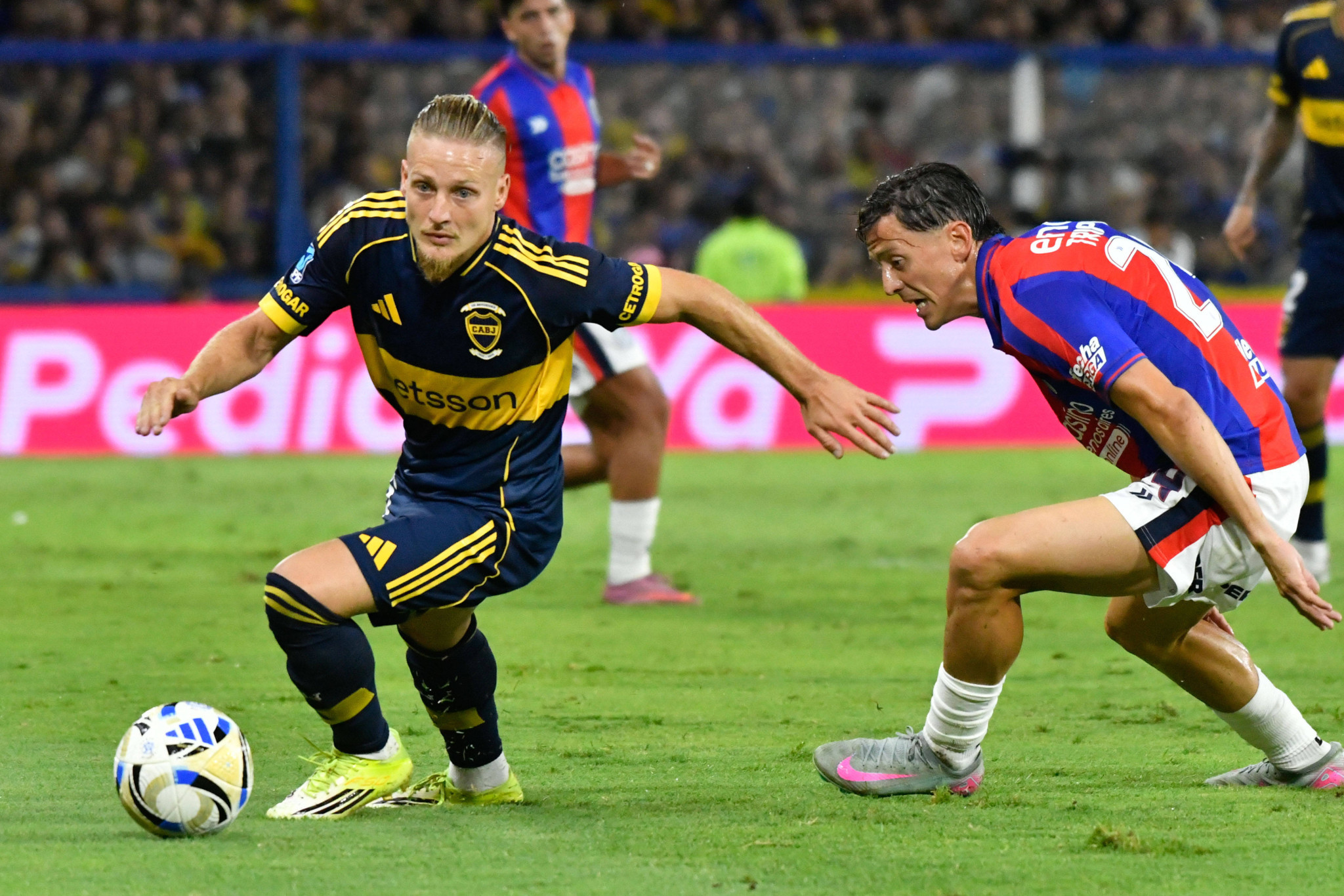 Νέα απώλεια βαθμών και γιούχα για την Μπόκα, ισοπαλία με την Σαν Λορέντζο