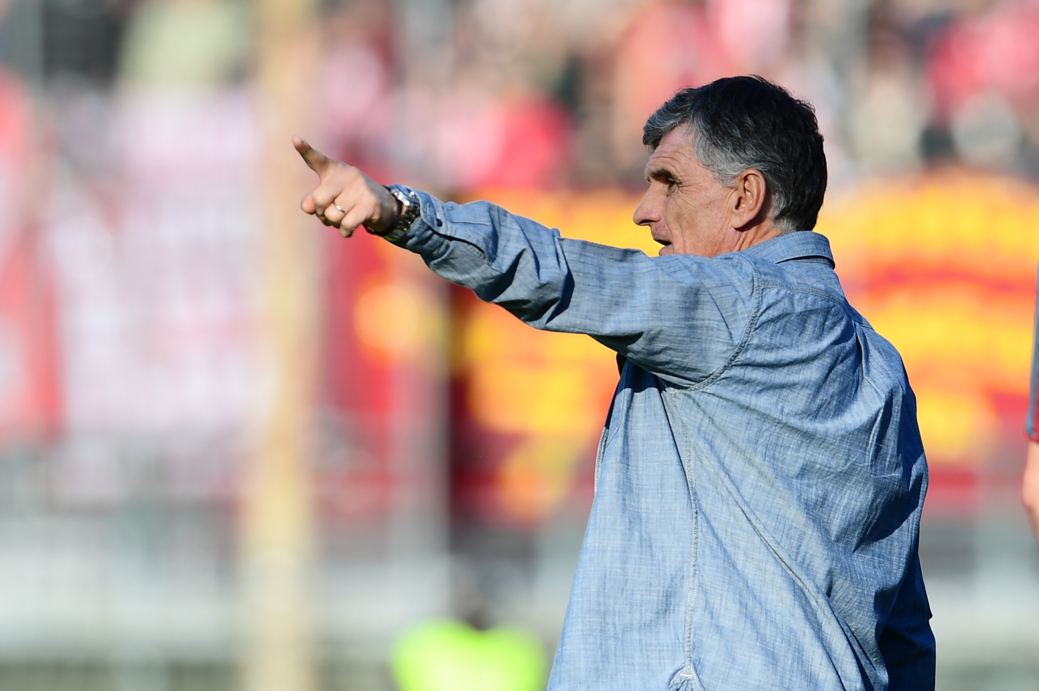 Γιατί τους έβαλε όλους μέσα ο Μεντιλίμπαρ