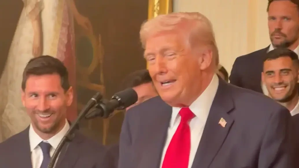 Το viral της χρονιάς - Η αντίδραση του Μέσι όταν ο Τραμπ ανέφερε τον Κριστιάνο (video)