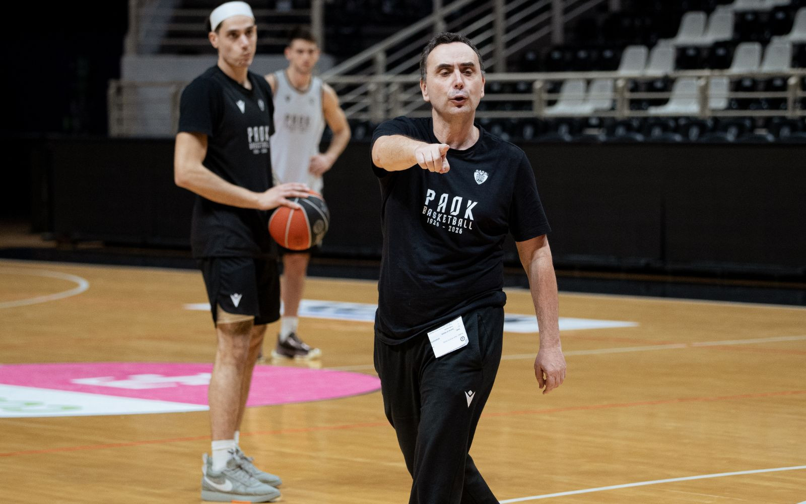 Πρώτη προπόνηση για τον ΠΑΟΚ με Μπούτσκο - Ομίλία Βεζυρτζή και Μπουντούρη στους παίκτες