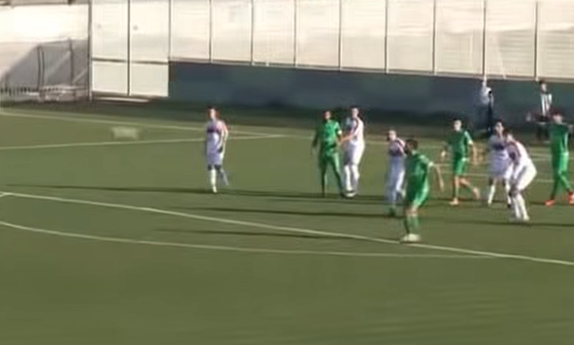 Ο Σαραγιώτης του Μακεδονικού έβαλε «άρρωστο» γκολ που θα ζήλευε μέχρι και ο Ζλάταν (video)