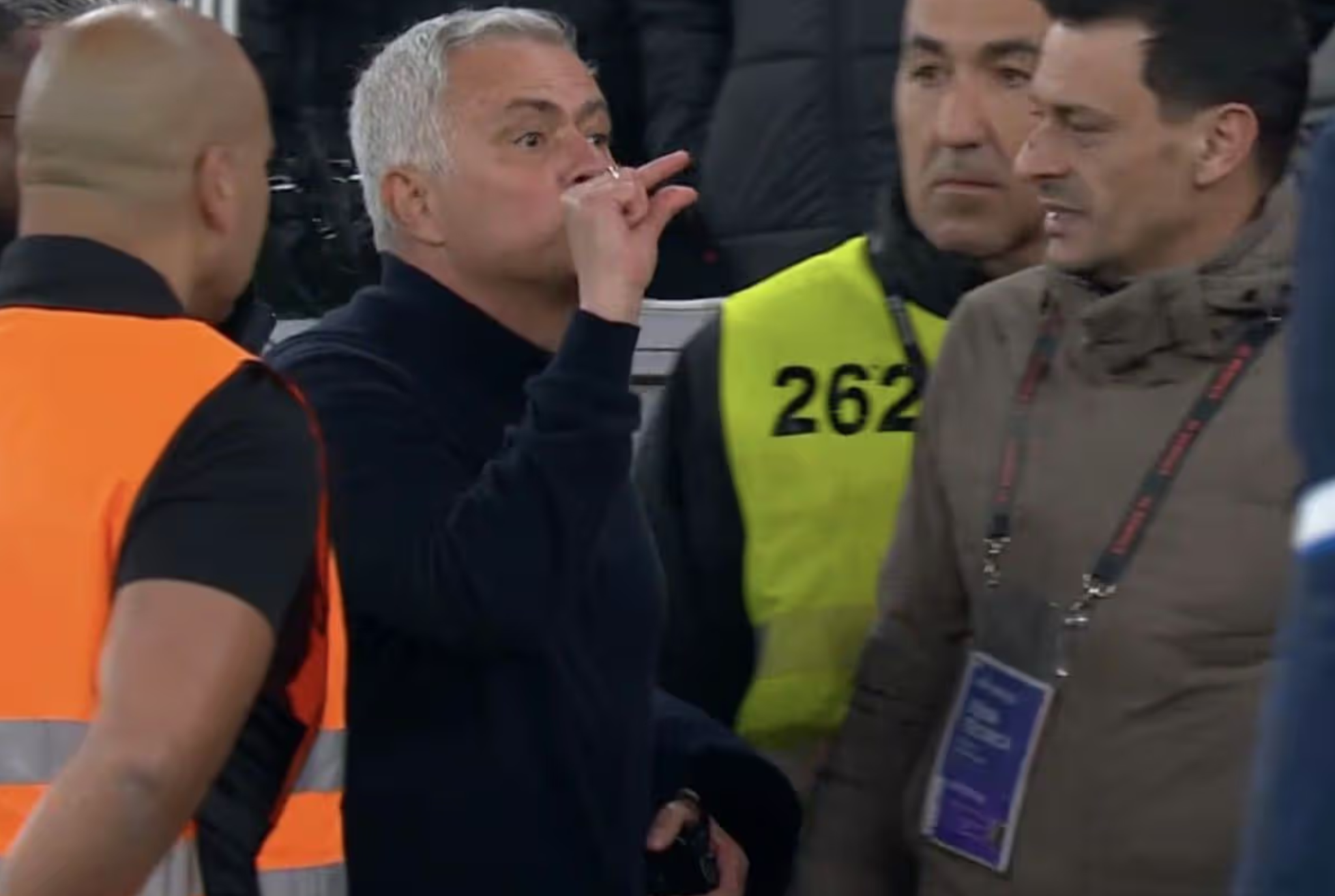 Εξερράγη ο Μουρίνιο στο ντέρμπι με την Πόρτο: «Με αποκάλεσε προδότη 50 φορές»