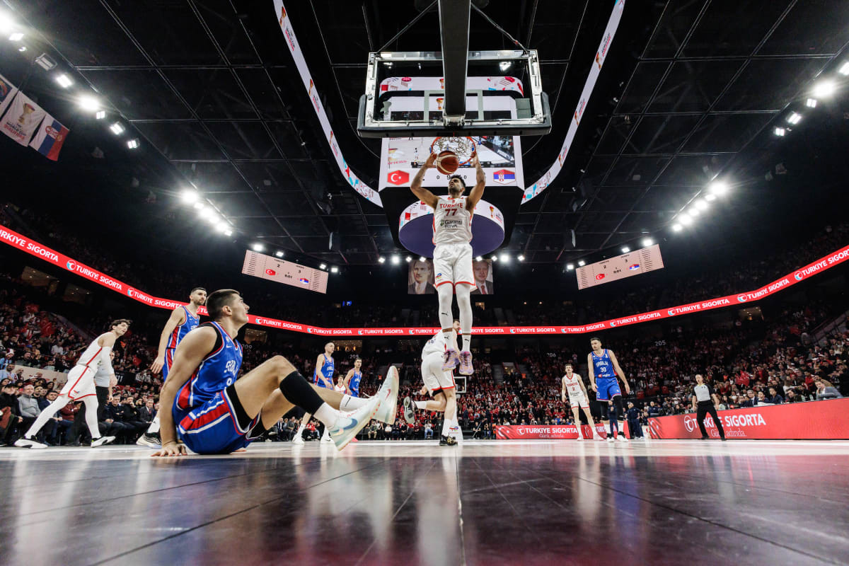 Ασταμάτητη η Τουρκία του Αταμάν: Υπέταξε τη Σερβία και έκανε το 4/4!