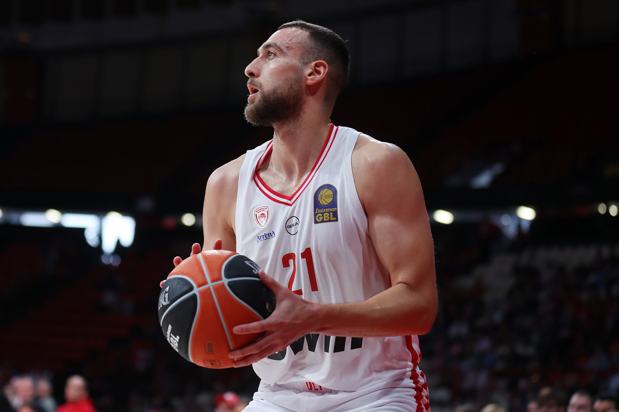 Πού βγαίνουν οι παίκτες του Ολυμπιακού και ποιος είναι ο DJ στα αποδυτήρια; Ο Νετζήπογλου απαντά!