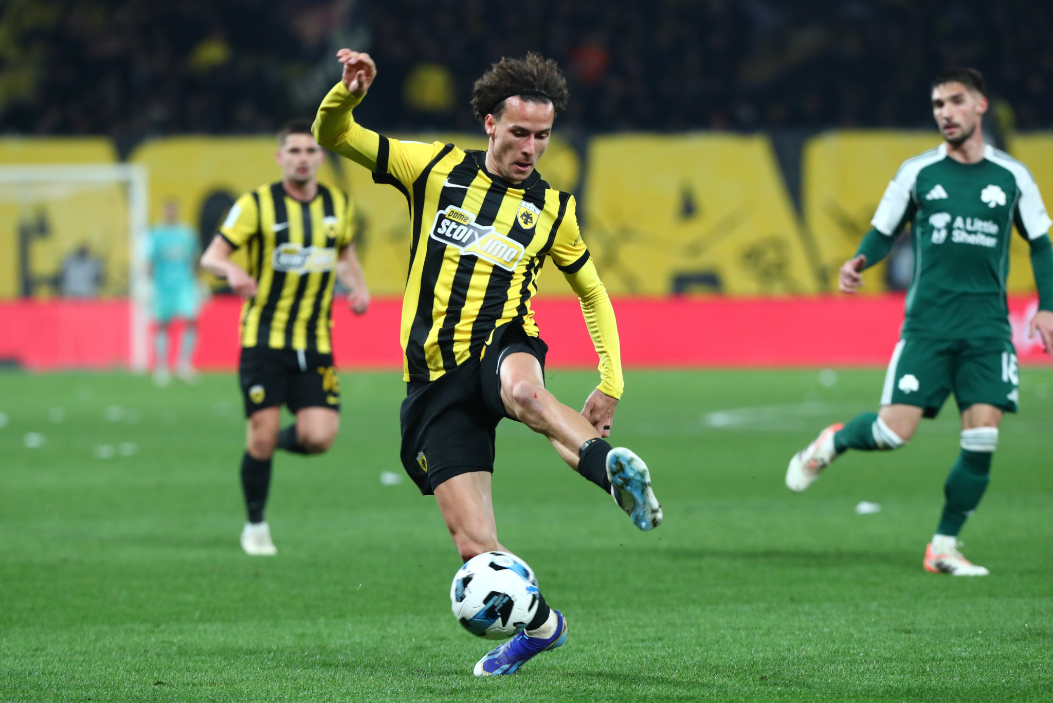 Από το Τσέλιε με… φόρα στο Περιστέρι η ΑΕΚ για την κορυφή