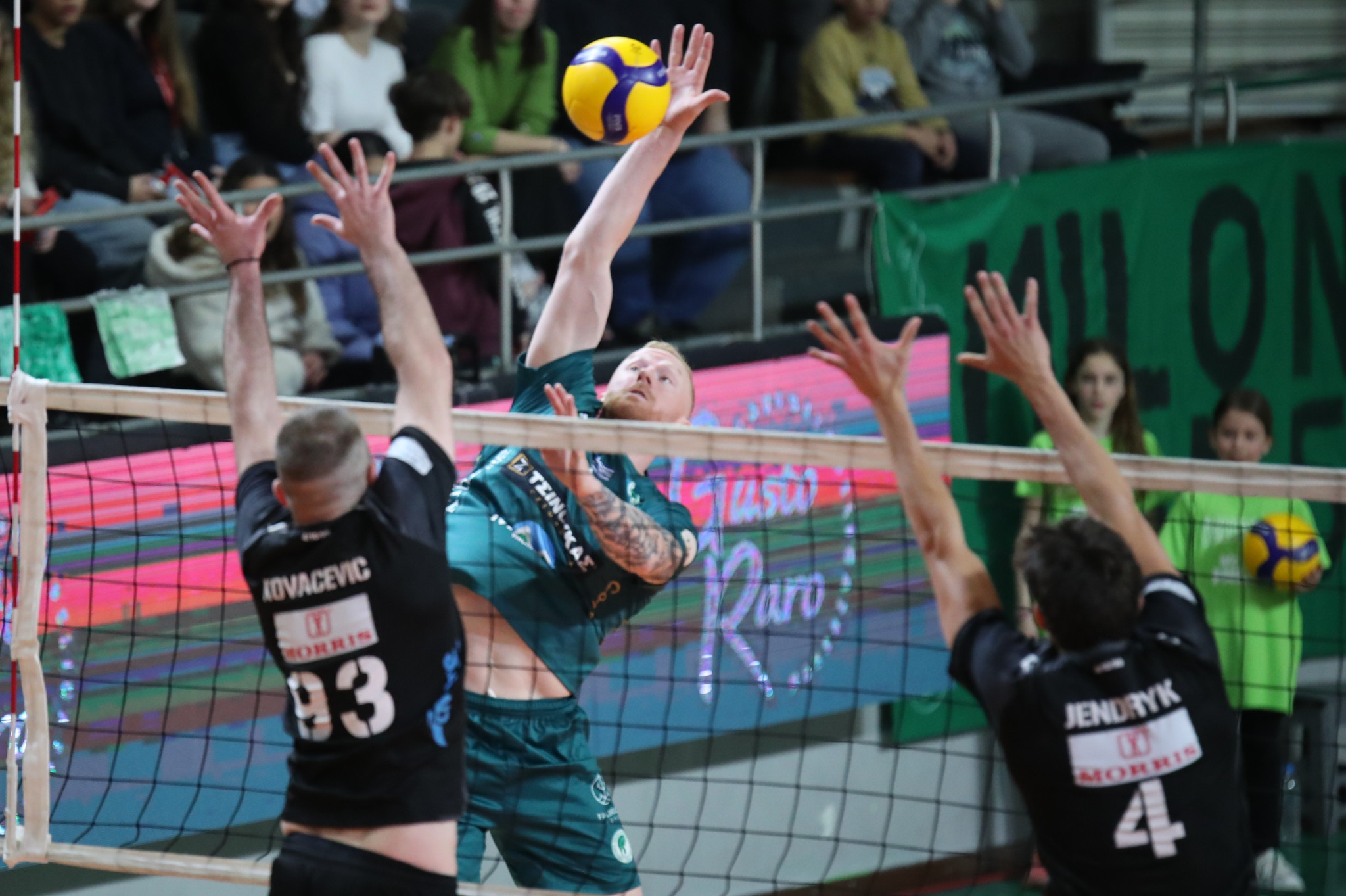 Η ώρα και το κανάλι του ημιτελικού της Volley League ανάμεσα σε ΠΑΟΚ και Μίλωνα