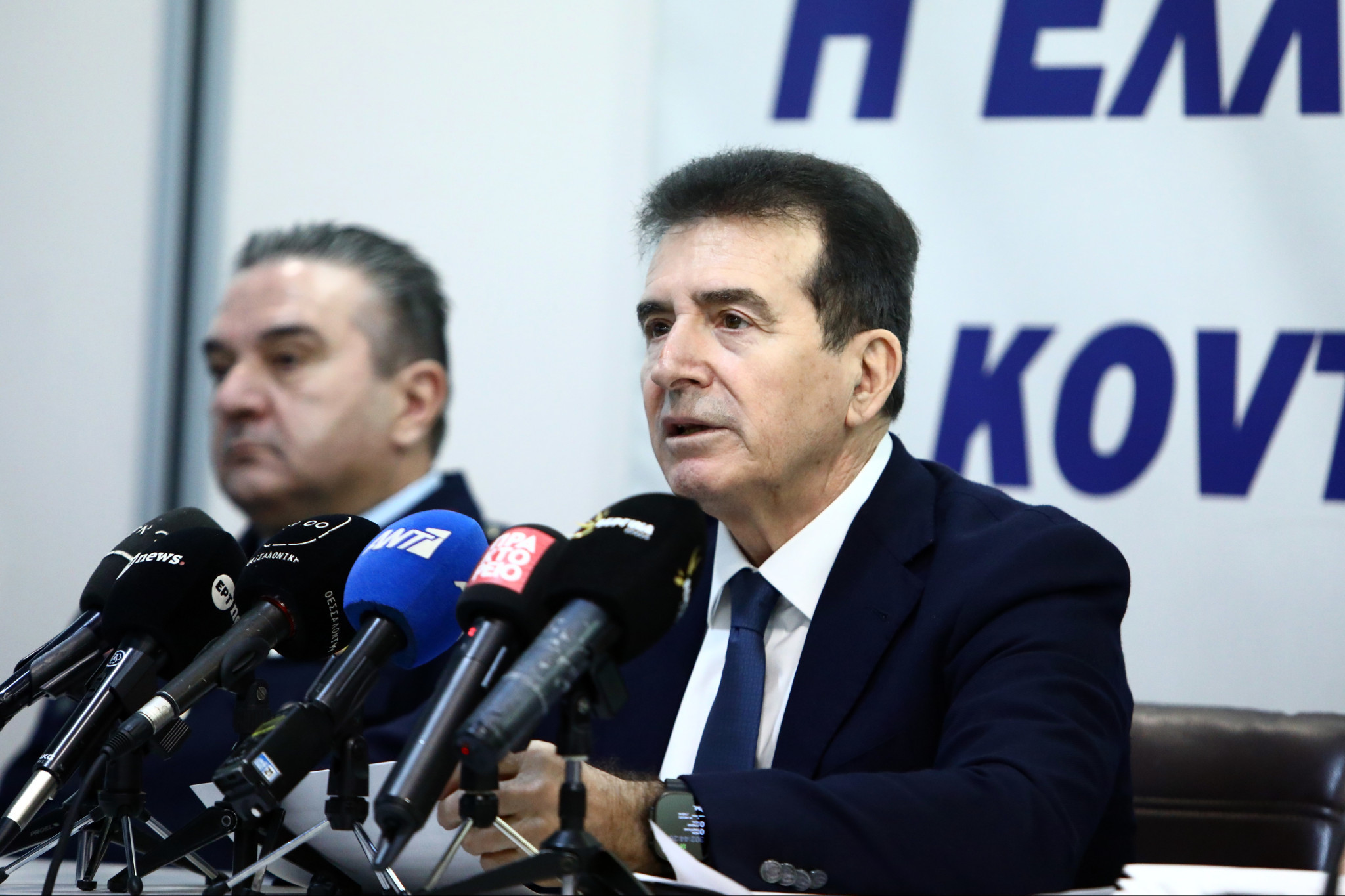 Χρυσοχοΐδης: «Υπάρχουν ενδείξεις οπαδικού υπόβαθρου στη δολοφονία του Κλεομένη»