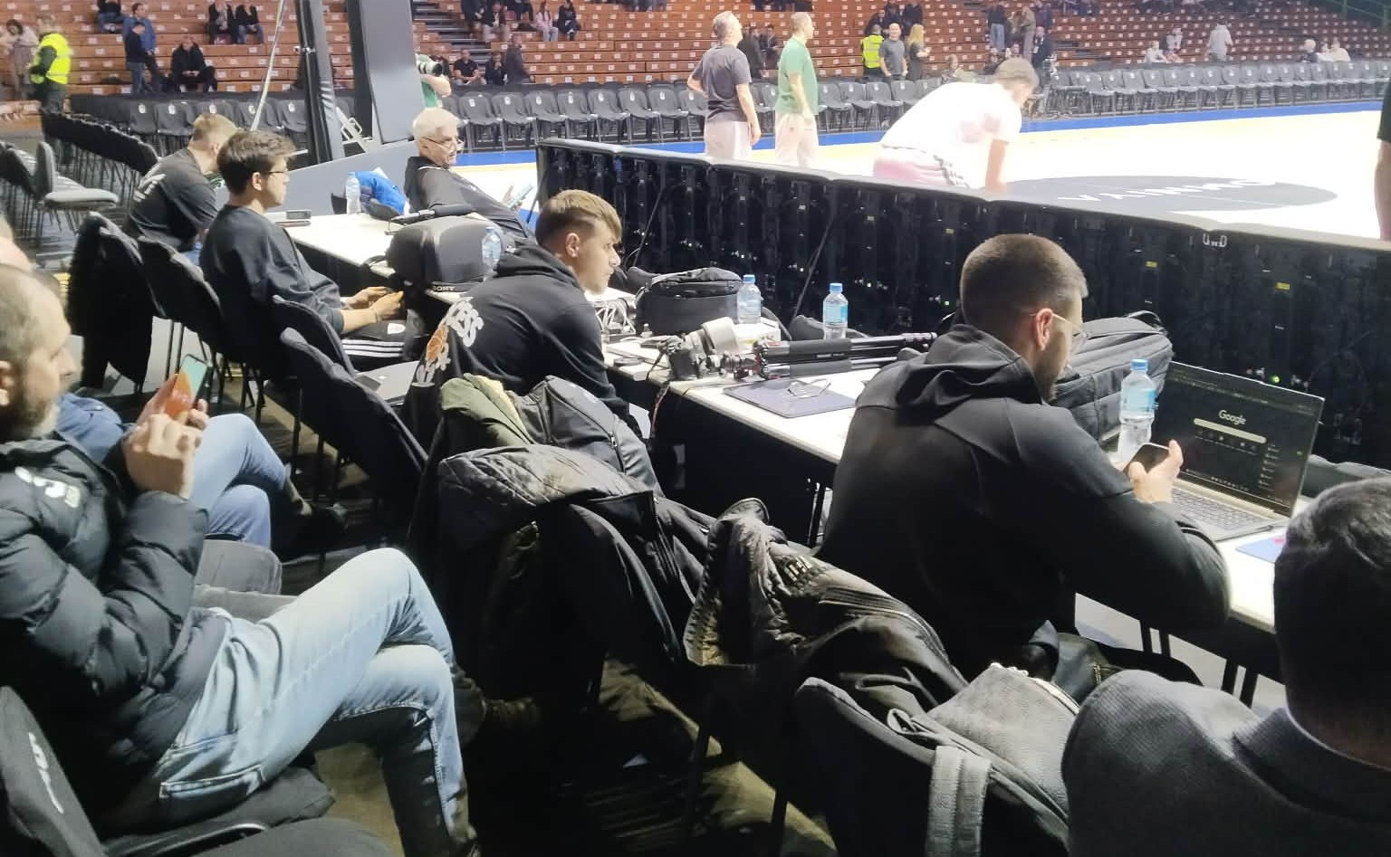 Τι συνέβη με τους Έλληνες δημοσιογράφους στο Ντουμπάι - Παναθηναϊκός