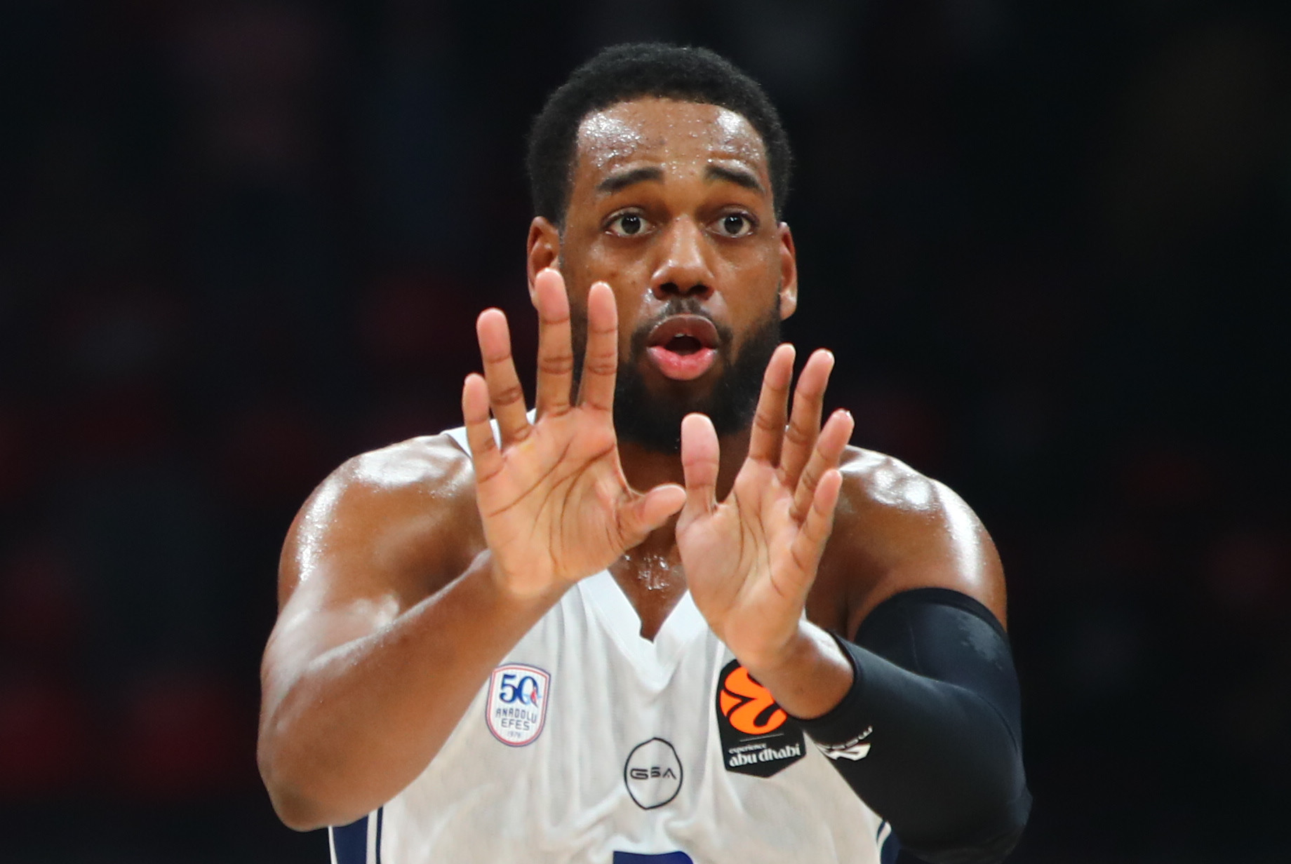 Ο... μαέστρος Φλιν και η κυριαρχία της Μπαχτσεσεχίρ «βύθισαν» κι άλλο την Εφές