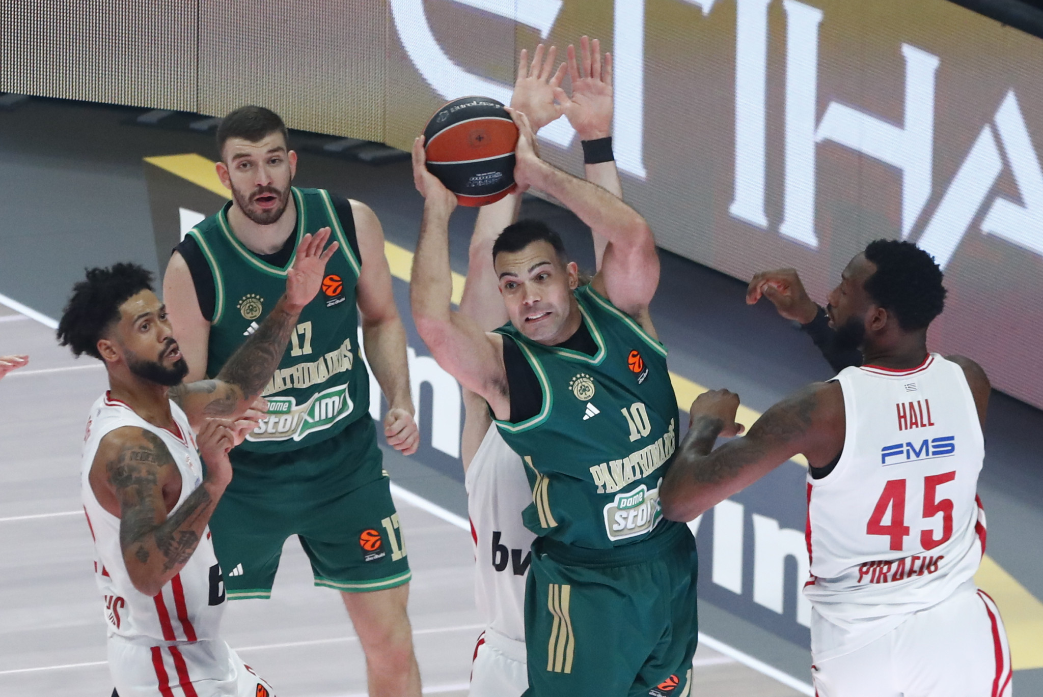 «EuroLeague by Night»: Όλα τα σενάρια για την τελική κατάταξη των «αιωνίων» (video)