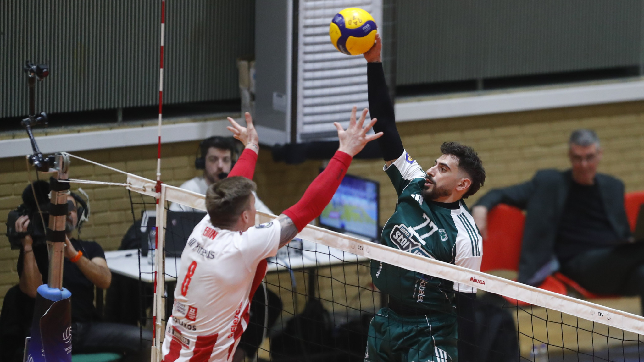 Που θα δείτε τον δεύτερο ημιτελικό της Volley League ανάμεσα σε Ολυμπιακό και Παναθηναϊκό