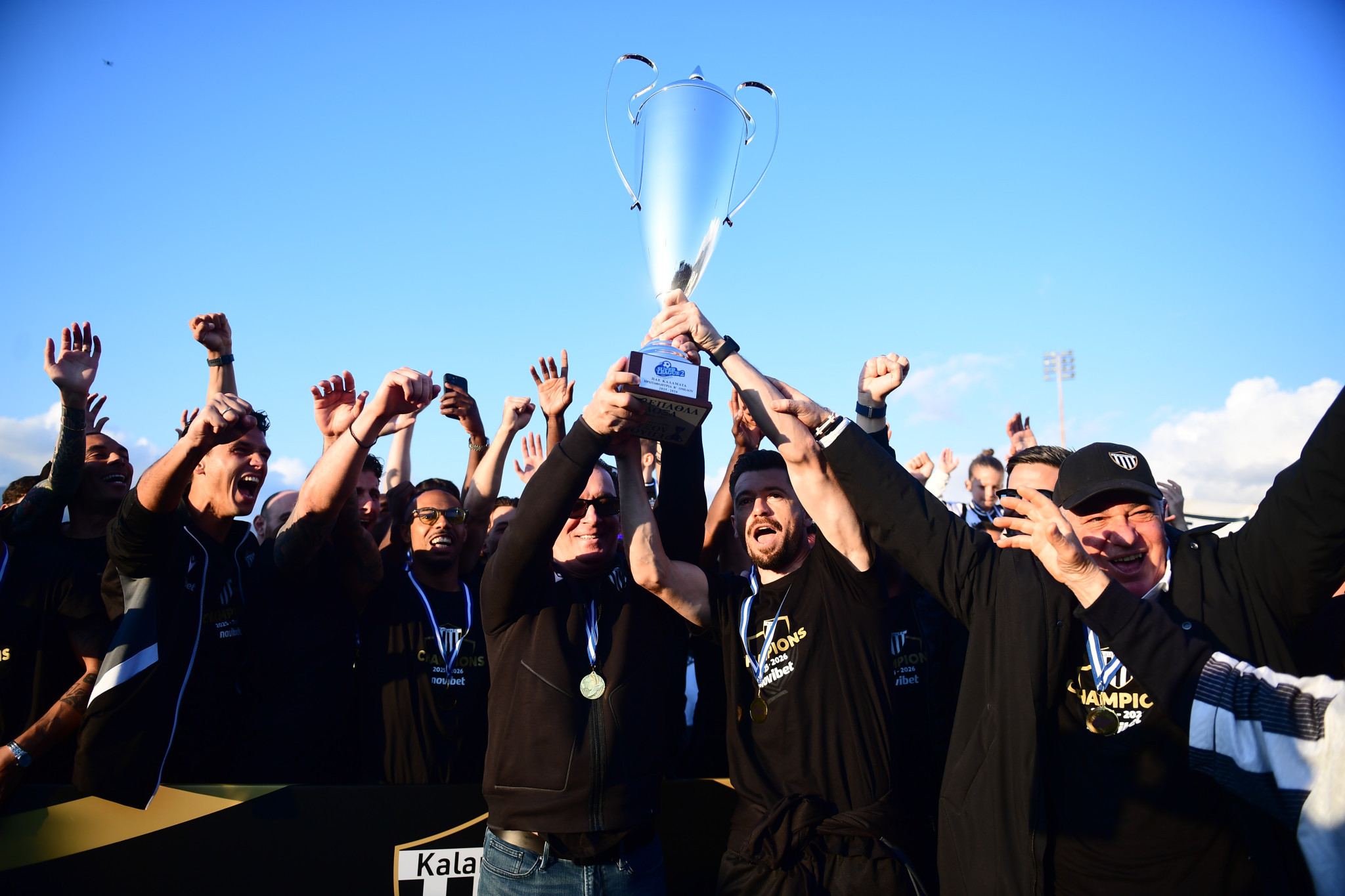 Η απονομή του τροπαίου στην πρωταθλήτρια Καλαμάτα (video)