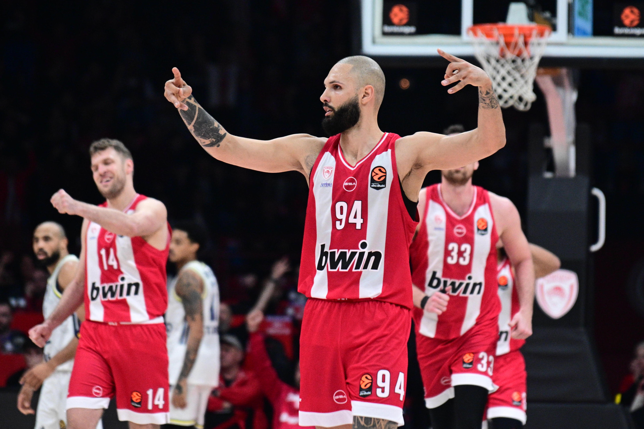 Η βραδιά του Φουρνιέ: Έκανε ρεκόρ πόντων και PIR στη νίκη του Ολυμπιακού επί της Φενέρμπαχτσε