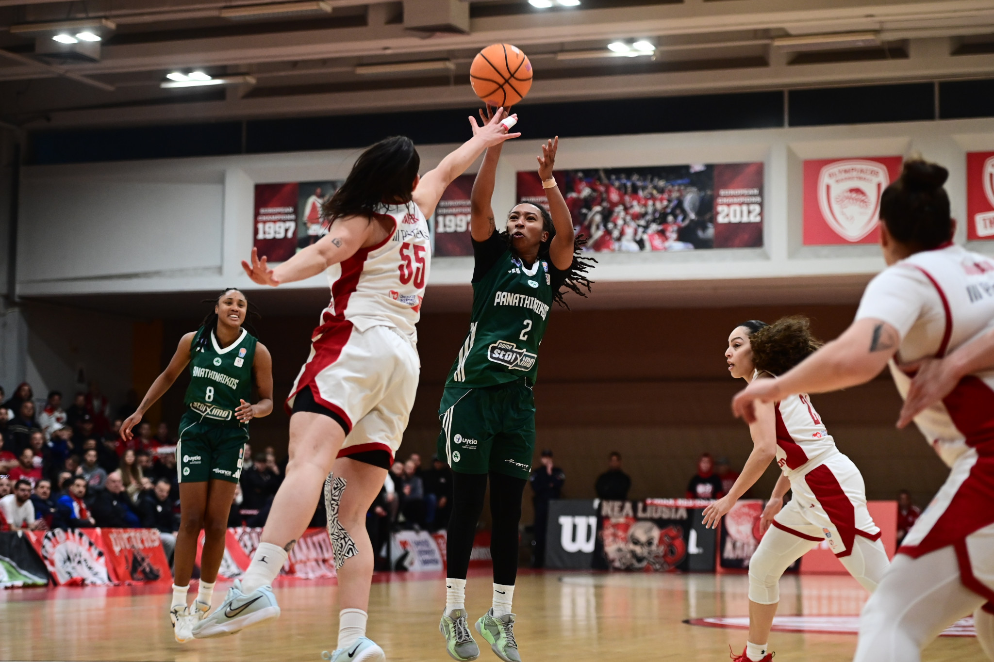 Ολυμπιακός-Παναθηναϊκός: Το θρίλερ στο φινάλε και η κυριαρχία του «τριφυλλιού» στην παράταση (video)